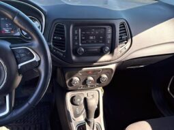 
										2018 Jeep Compass Sport full									