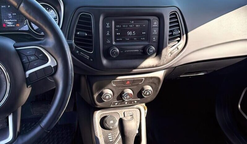 
								2018 Jeep Compass Sport full									