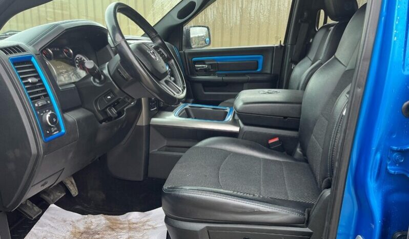 
								2018 RAM 1500 Sport full									