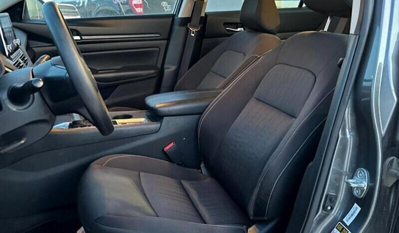 
								2022 Nissan Altima 2.5 SE full									