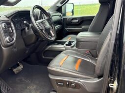 
										2023 GMC Sierra 2500 AT4 full									