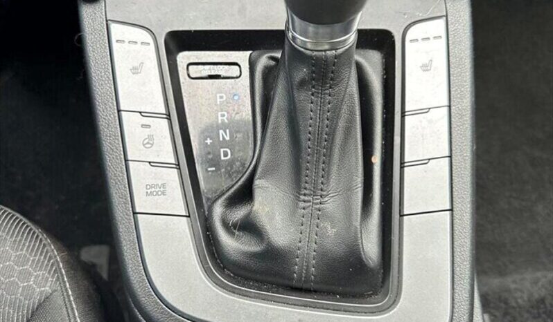 
								2017 Hyundai Elantra GL full									