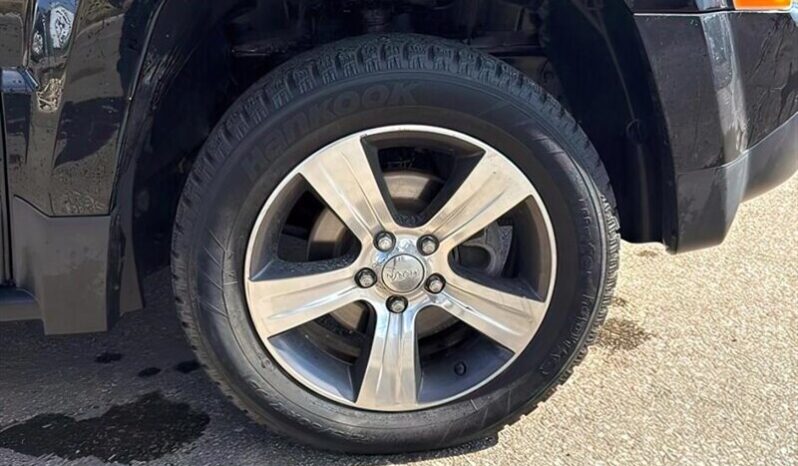 
								2016 Jeep Patriot High Altitude full									