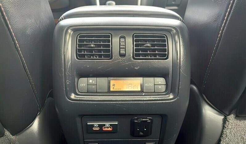 
								2020 Nissan Pathfinder SL Rock Creek full									