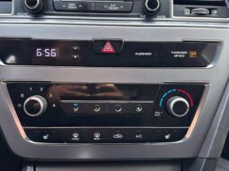
										2016 Hyundai Sonata GL full									