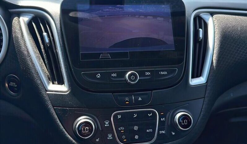 
								2022 Chevrolet Malibu LT full									