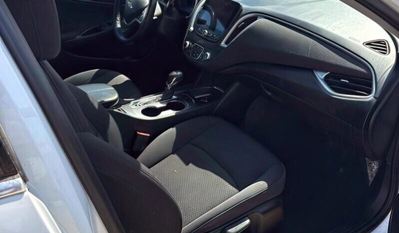 
								2022 Chevrolet Malibu LT full									
