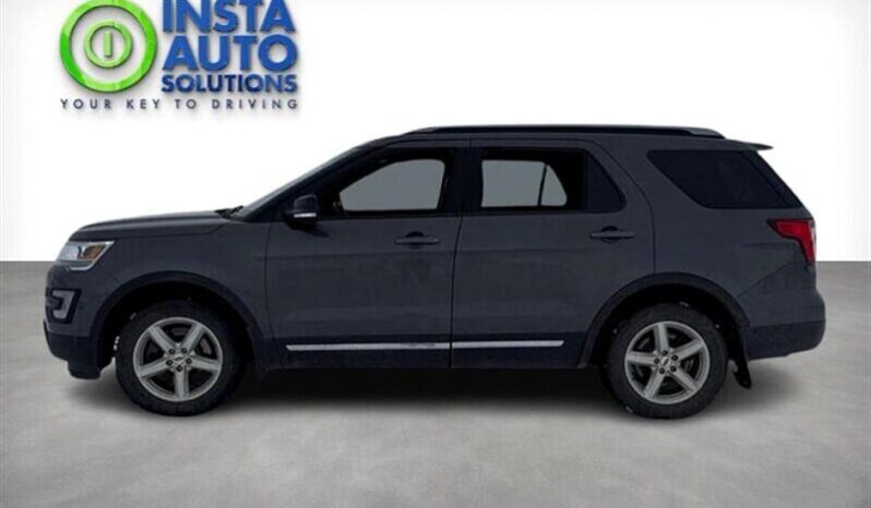 
								2017 Ford Explorer XLT AWD full									