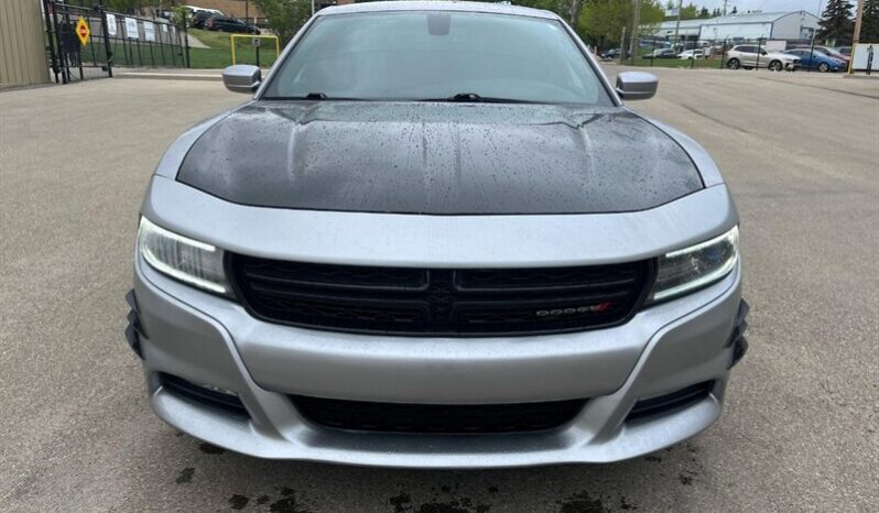
								2017 Dodge Charger SXT full									