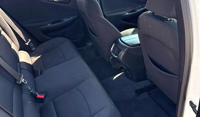 
								2022 Chevrolet Malibu LT full									