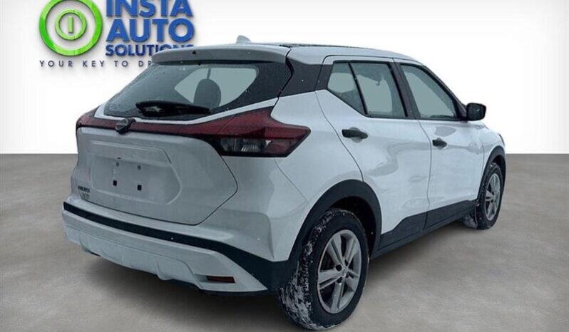 
								2022 Nissan Kicks S full									