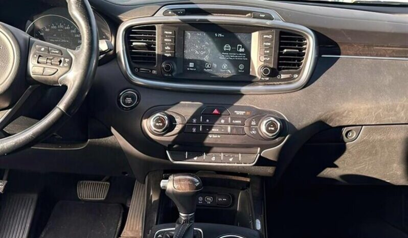 
								2017 Kia Sorento EX V6 full									