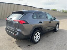 
										2024 Toyota RAV4 LE full									
