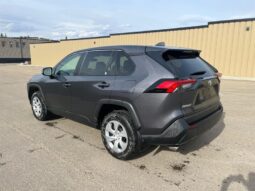 
										2024 Toyota RAV4 LE full									