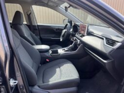 
										2024 Toyota RAV4 LE full									