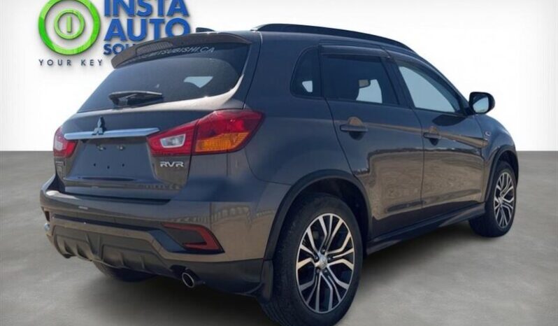 
								2019 Mitsubishi RVR SE LTD full									