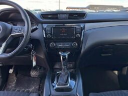 
										2019 Nissan Qashqai S full									
