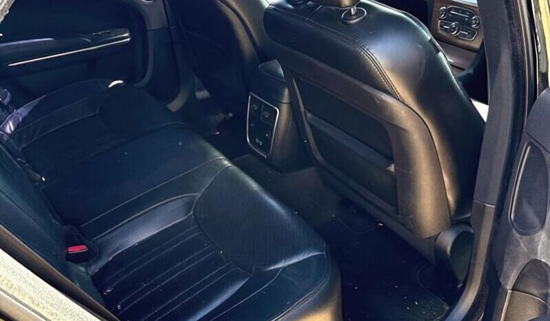 
								2017 Chrysler 300 Series C Platinum full									