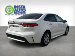 
										2020 Toyota Corolla LE full									