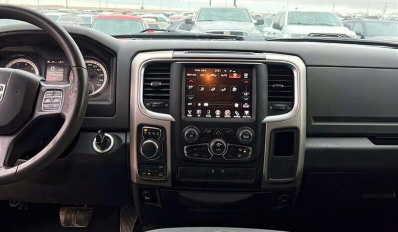 
								2017 RAM 1500 SLT full									