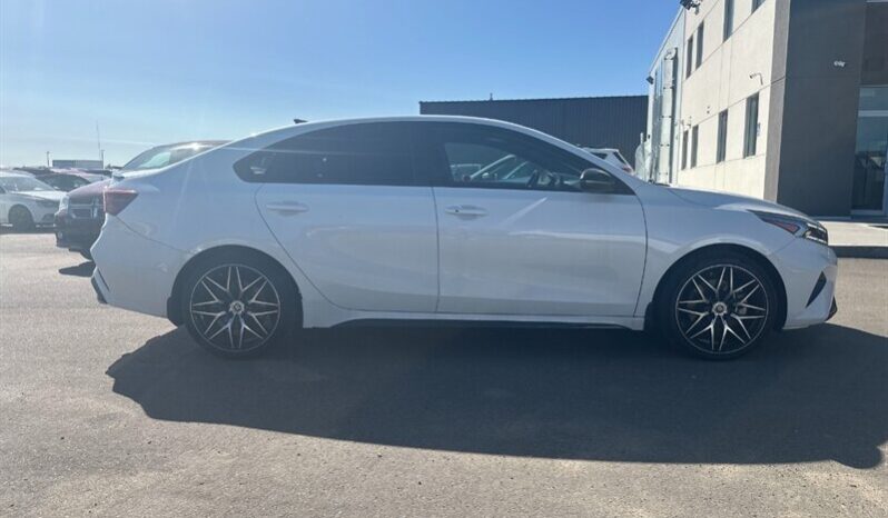 
								2023 Kia Forte GT full									