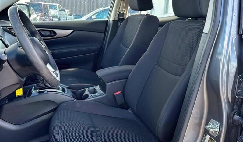 
								2019 Nissan Qashqai S full									