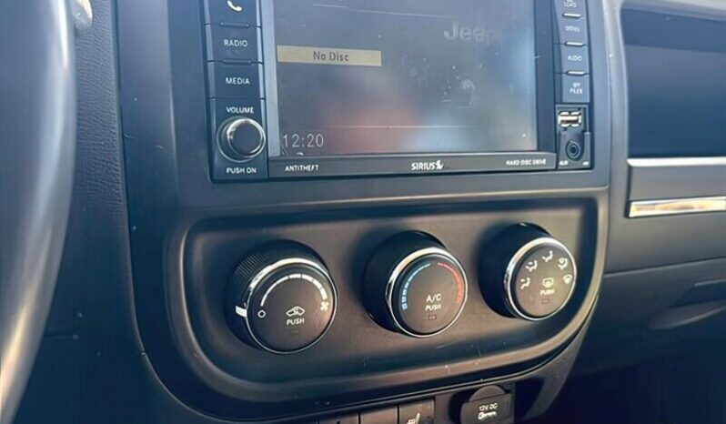 
								2016 Jeep Patriot High Altitude full									