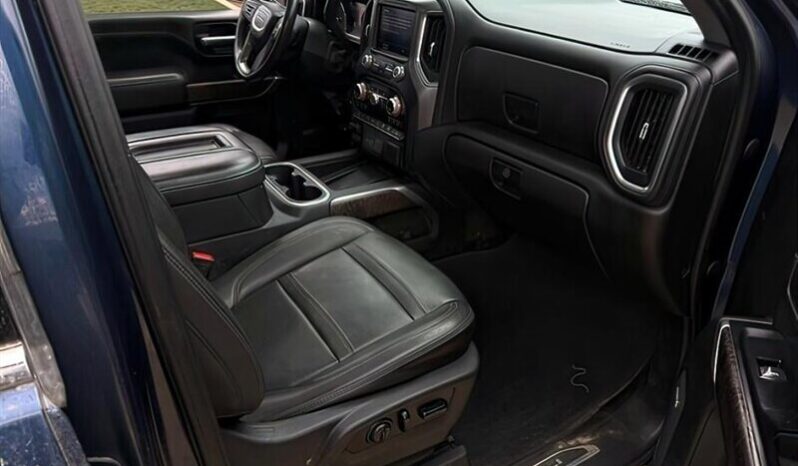 
								2020 GMC Sierra 2500 Denali Diesel full									