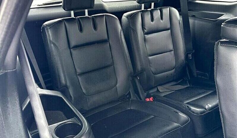 
								2017 Ford Explorer XLT AWD full									