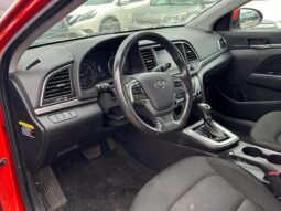 
										2017 Hyundai Elantra GL full									