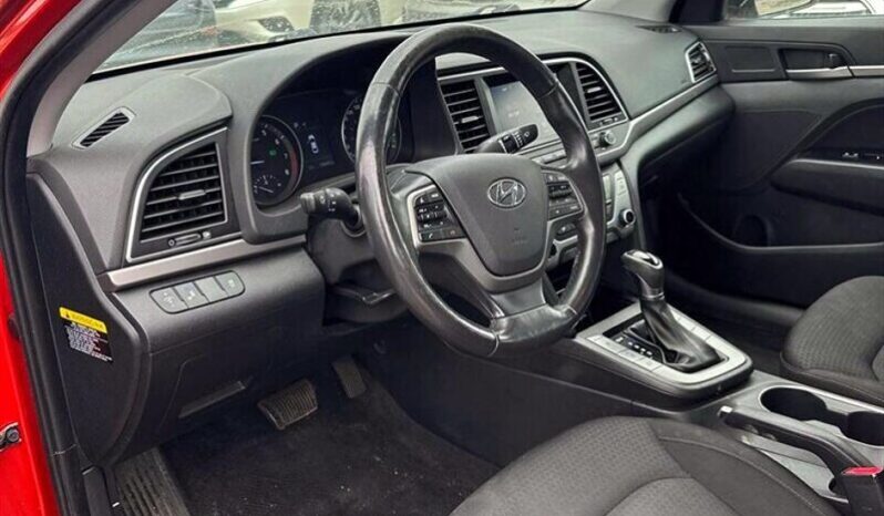 
								2017 Hyundai Elantra GL full									