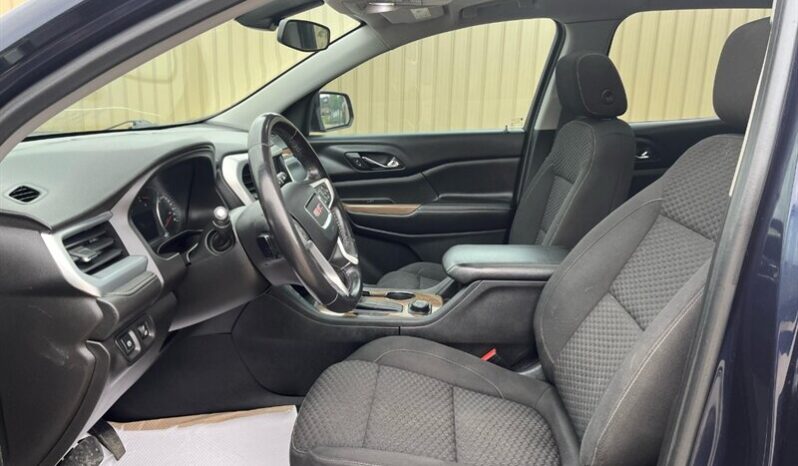 
								2017 GMC Acadia SLE-2 full									