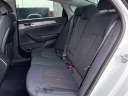 
										2016 Hyundai Sonata GL full									