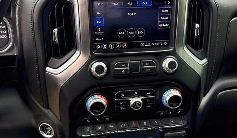 
								2020 GMC Sierra 2500 Denali Diesel full									