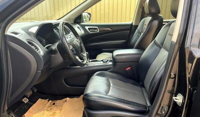 
								2020 Nissan Pathfinder SL Rock Creek full									