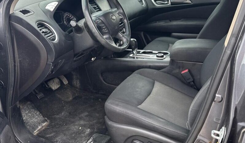
								2017 Nissan Pathfinder SV full									