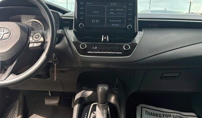 
								2020 Toyota Corolla LE full									