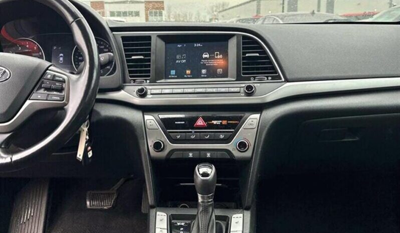 
								2017 Hyundai Elantra GL full									
