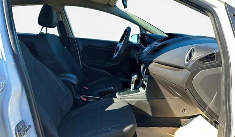 
								2017 Ford Fiesta SE full									