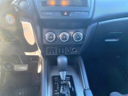 
										2019 Mitsubishi RVR SE full									