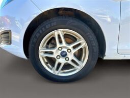 
										2017 Ford Fiesta SE full									