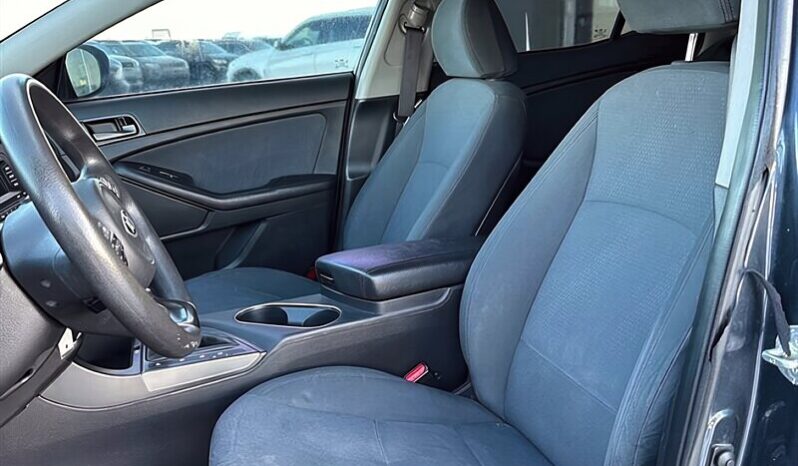 
								2015 Kia Optima LX full									