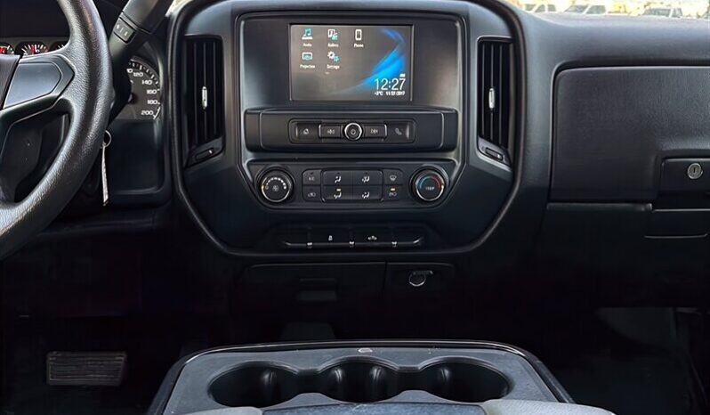 
								2018 Chevrolet Silverado 1500 LS full									
