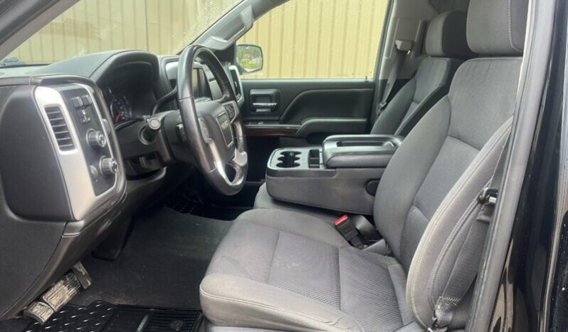 
								2018 GMC Sierra 1500 SLE full									