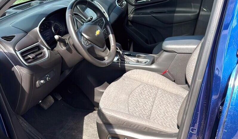 
								2022 Chevrolet Equinox LT full									