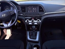 
										2019 Hyundai Elantra Preferred full									