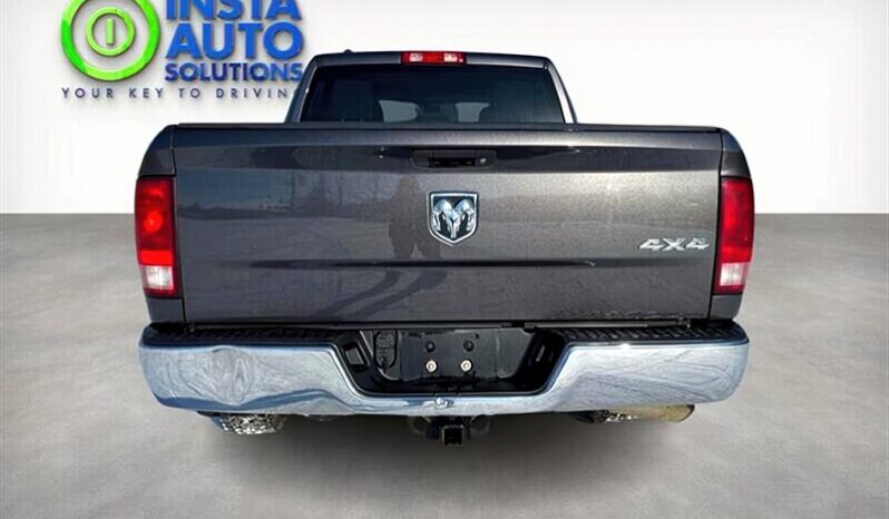 
								2017 RAM 1500 ST full									