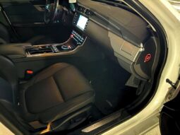 
										2017 Jaguar XF 35t Premium AWD full									