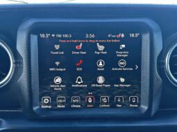 
										2019 Jeep Wrangler Sahara full									