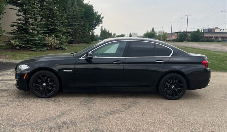 
								2016 BMW 5-Series 528i xDrive full									